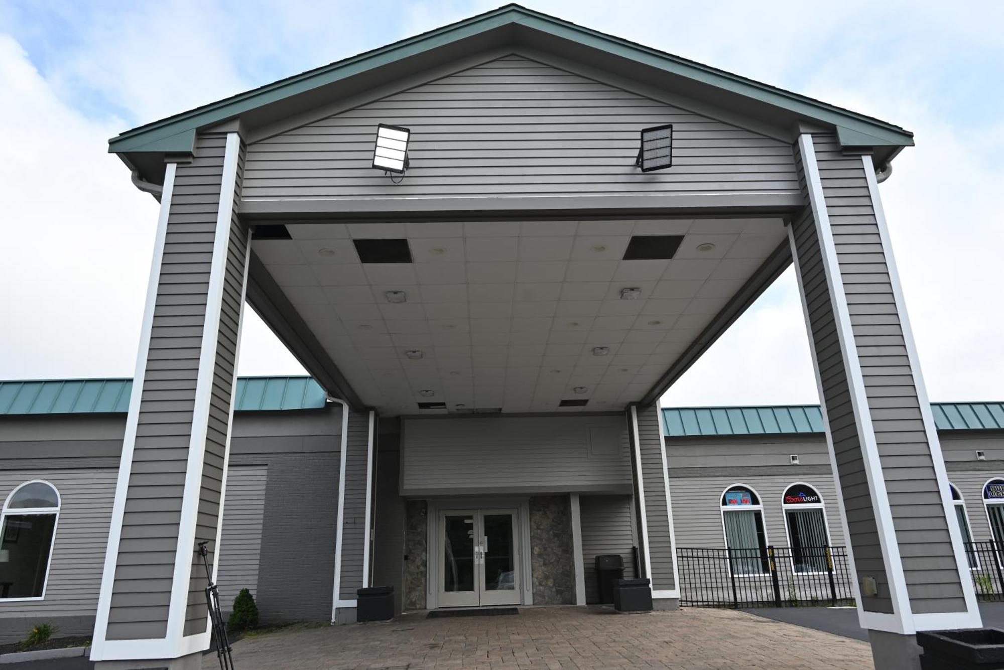 Whalers Inn And Suites New Bedford Exterior photo